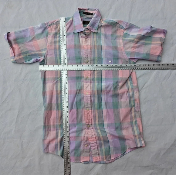 Vintage Colours by Alexander Julian Pastel Plaid Short  Sleeve Button Up - Small - Picture 2 of 7